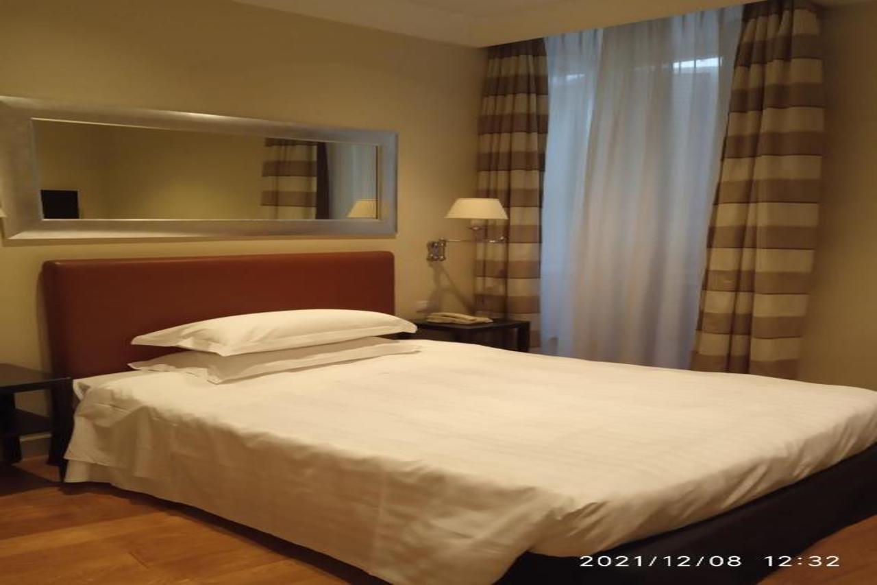 Hotel Albergo Santa Chiara Rome Luaran gambar