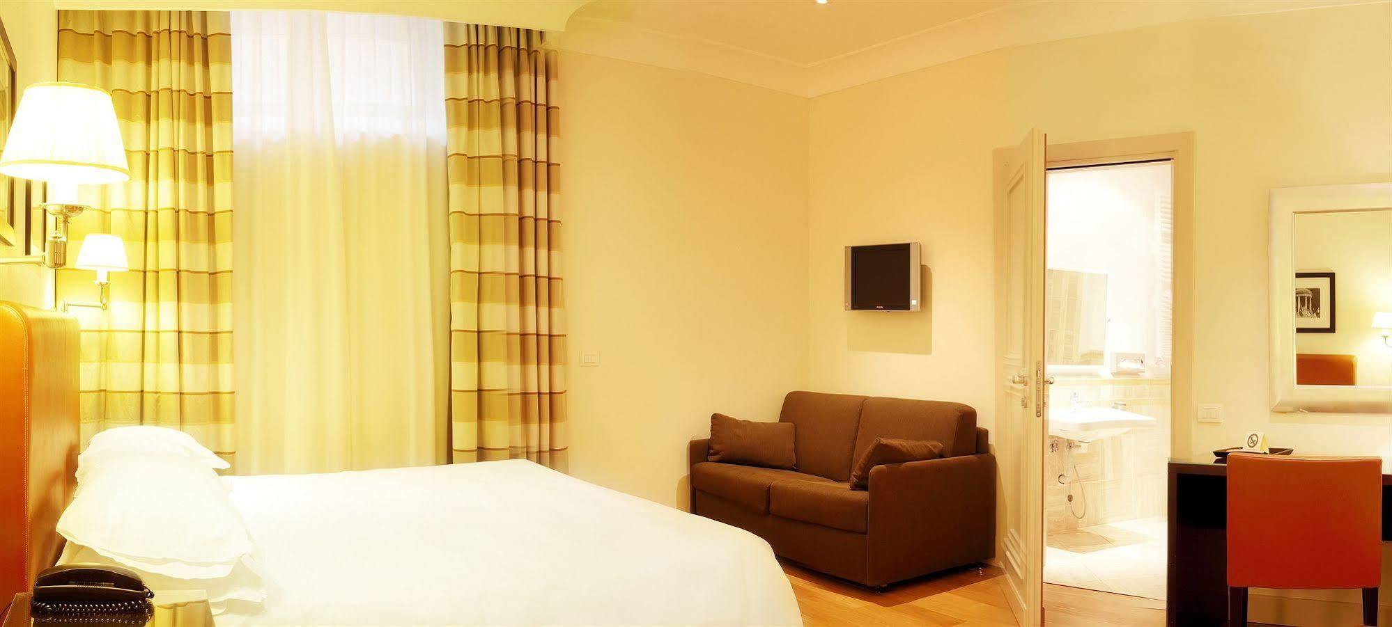 Hotel Albergo Santa Chiara Rome Luaran gambar